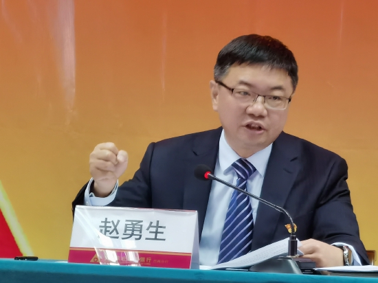 中国农业发展银行新疆巴州分行党委书记行长、行长 赵勇生(拍摄者:卢建春)