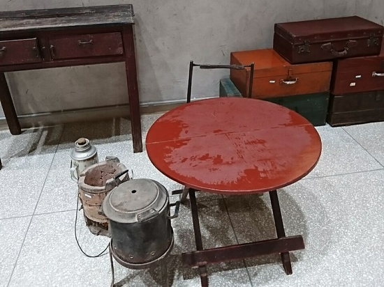 勒东风韵小镇:万花筒里观遍人间百态_云南微