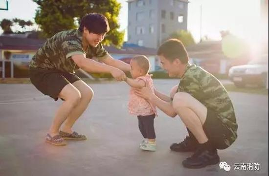 红门爱情 述说云南消防系统有名夫妻档的真挚