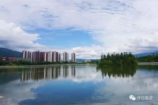 【党建临沧】夯实党建基层堡垒 临翔:强基固