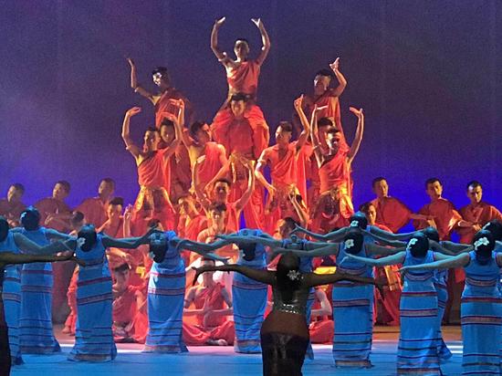 云南艺术学院文华学院原创傣族舞蹈诗 《心·