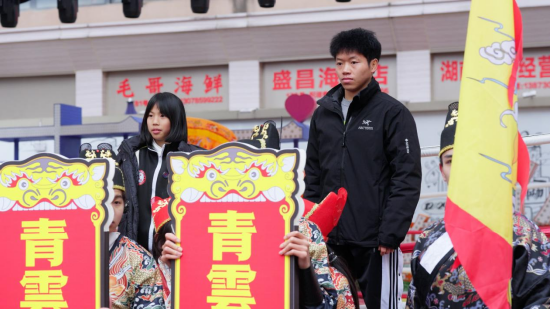 （左 青少年选手陈梦蓉&nbsp;&nbsp;右 世界泰拳冠军 罗成好 周夕顶摄）