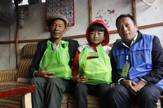 【温暖2018·关怀深山独居老人】点滴陪伴 温暖大山深处的独居老人