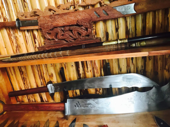 户撒刀王项老赛:千锤百炼刀客匠心