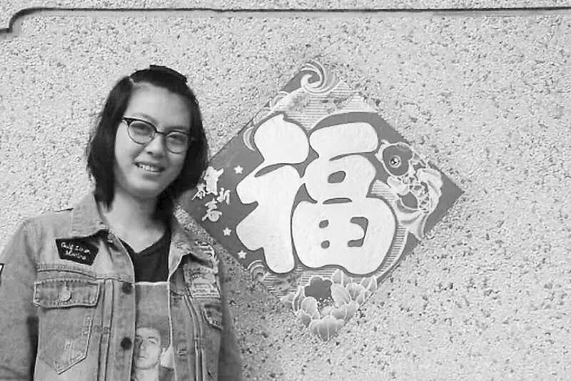 王梦泽曾是一个开朗活泼的姑娘,如今正遭受病痛的折磨。受访者供图