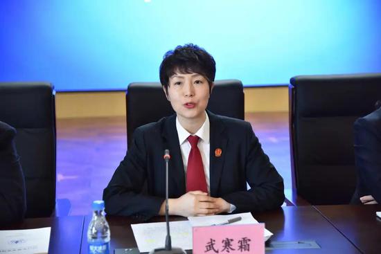 法官武寒霜回答记者提问