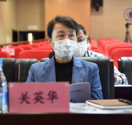 辽宁省人大代表关英华