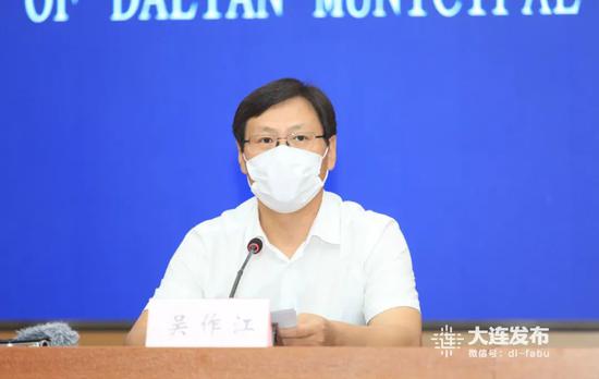 大连市委宣传部副部长、市新闻出版局(市版权局)局长吴作江