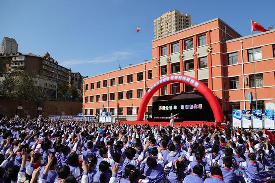科普大篷车走进石道街小学