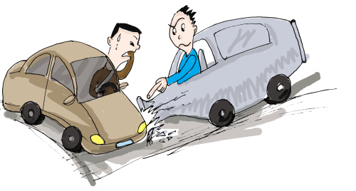 男子驾旧车专业碰瓷骗保险理赔被判刑