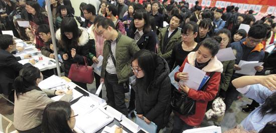 人才政策创新改革,让大连的人才高地指数持续攀升。