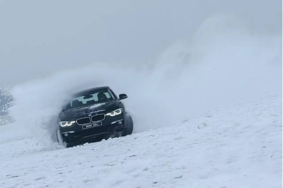 2016 BMW北区冰雪驾控大师训练营激情开启1321