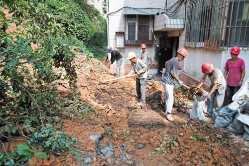 大连市被暴雨损坏的城市基础设施基本修复完成