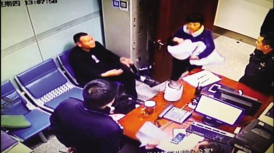 16天大的男婴竟然是“买来的”