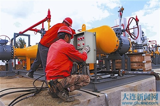 建設中的大連中華路段天然氣調壓站。宋正欣 攝