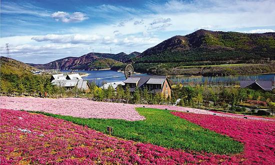 西郊旅游度假区。
