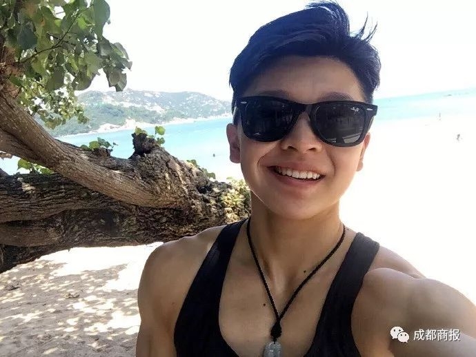 成都体院麒麟臂最帅教练 是个95后湘妹子_中国