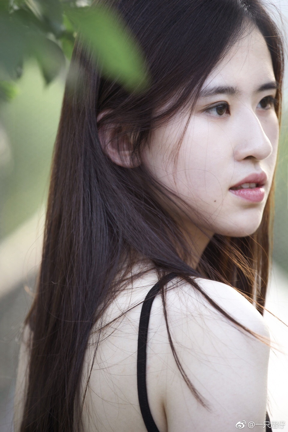 组图:笑容女神 颜值似奶茶刘诗诗结合体