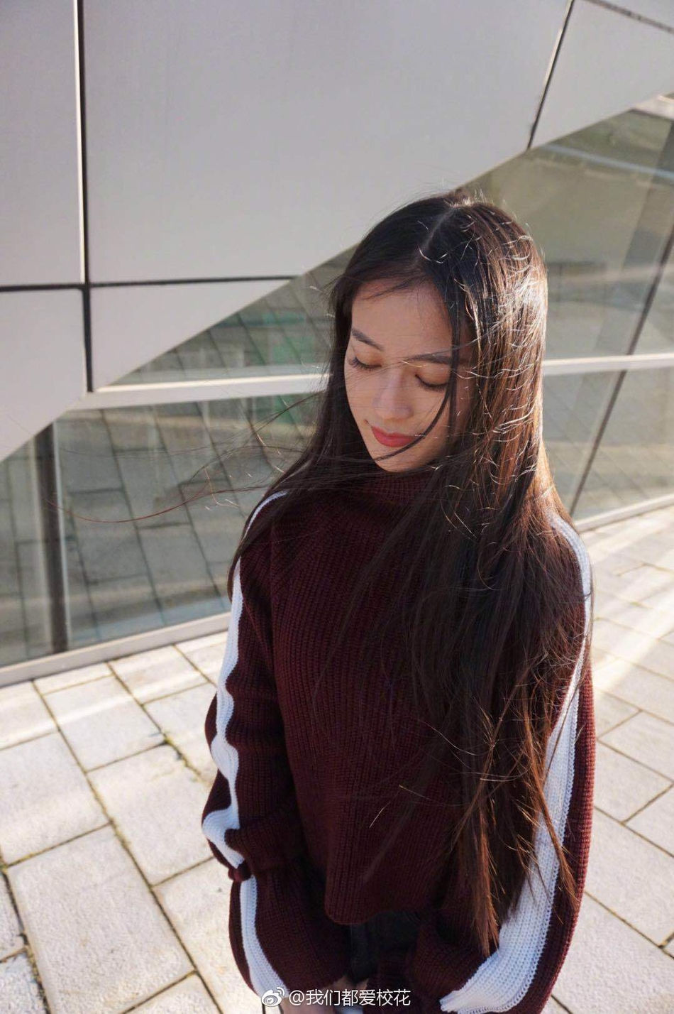 组图:昆明理工大学校花 清冷色调尽显忧郁气质
