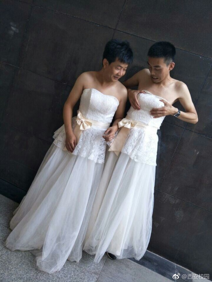 男男穿婚纱_鞠婧祎穿婚纱的照片