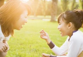 辣妈分享:让孩子认识五官的英语互动游戏|英语