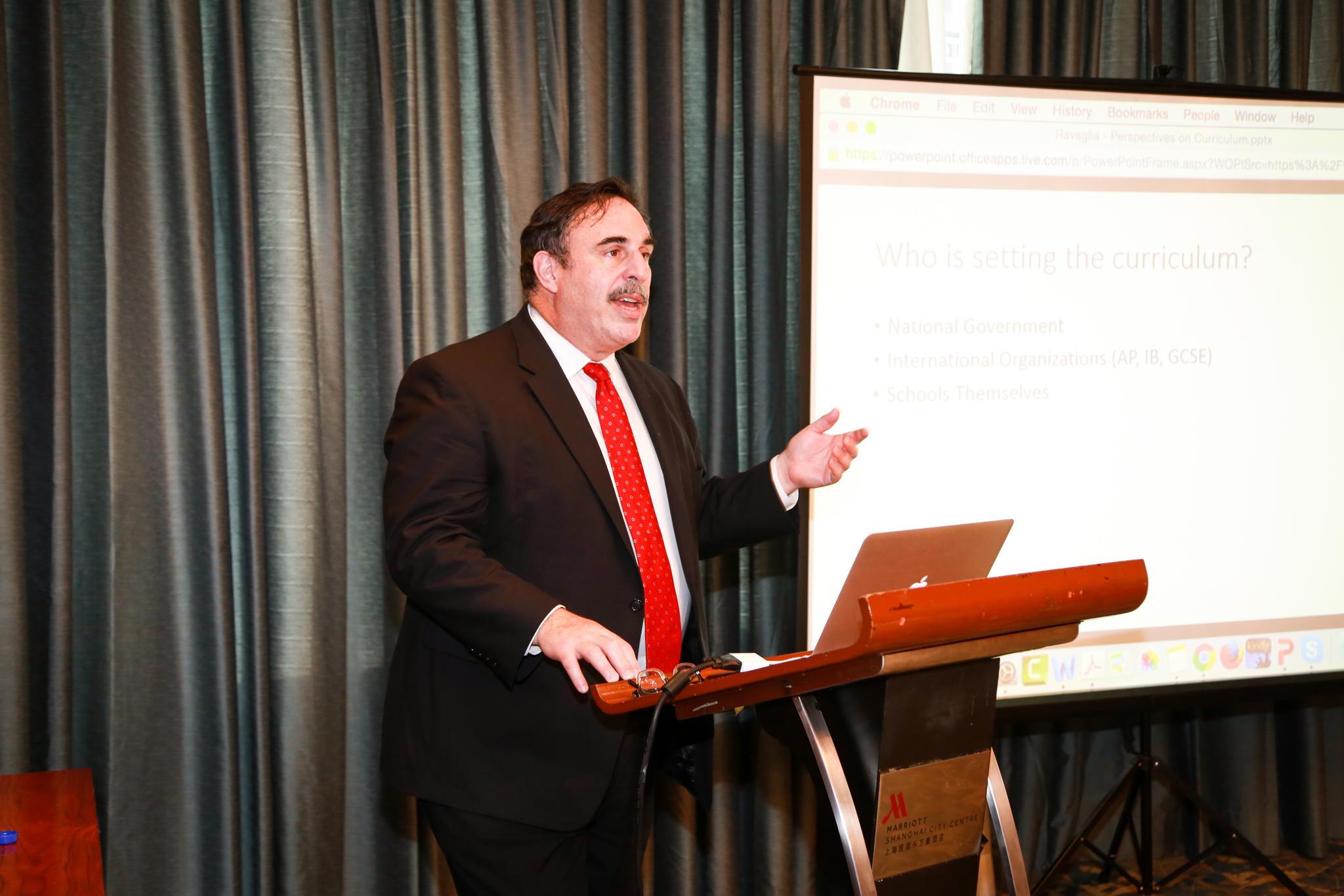 斯坦福在线高中：批判式阅读和论证