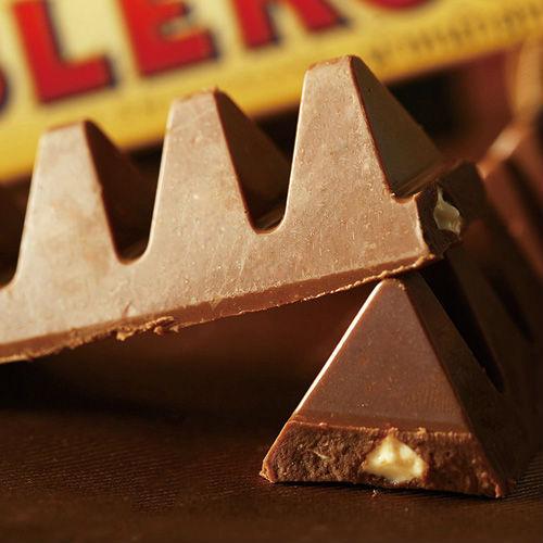 瑞士三角巧克力减量不减价 引消费者不满(双语)|巧克力|双语_新浪教育_新浪网