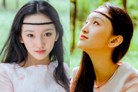 同济校花置身麦田神情陶醉