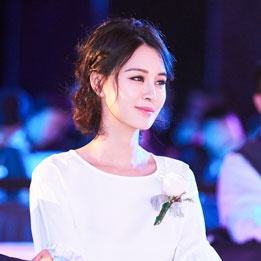 佟悦名新文化传媒创始人关悦