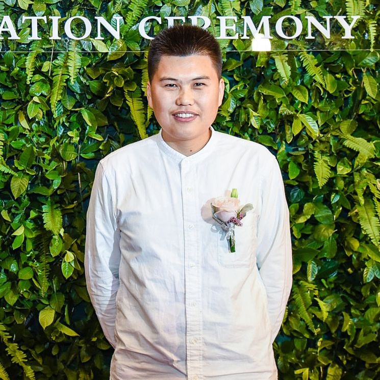 杂志编辑、专栏作家巩高峰