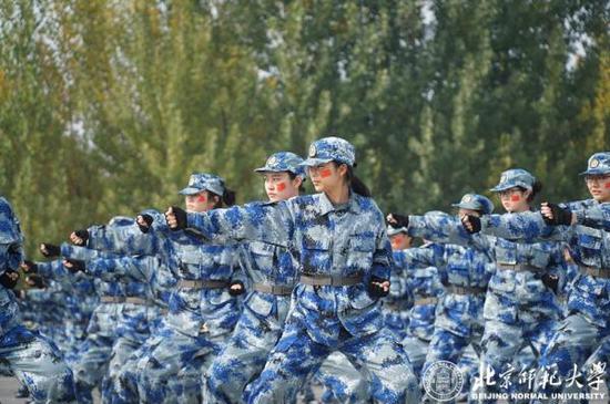 北京师范大学2018级学生军训。&nbsp; 北京师范大学新闻网 图