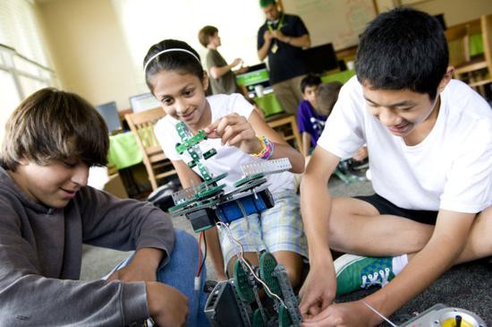 可以学艺术、结构设计,