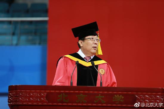 郝平 资料图 图片来自北京大学官方微博