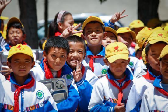 捐1亿干十年 马云要支持坚守西藏的乡村教育家
