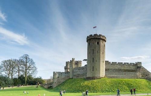 10. Warwick Castle (UK)