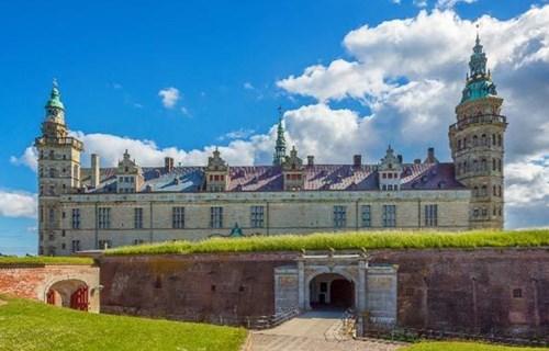 7. Kronborg Castle (Denmark)