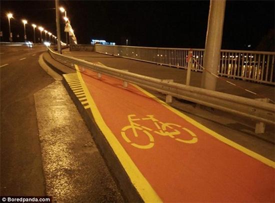 cycle lane