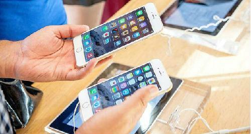 9成大学生每天看手机85次