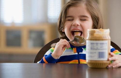 为何孩子不能吃花生酱 为你揭示孩子过敏的秘