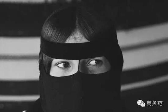 壕无人性!沙特5000王子拥有1.4万亿资产,国王度假一天花3500万!