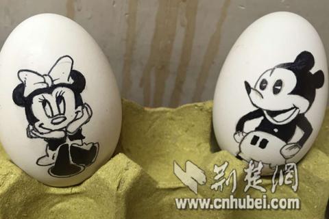 武汉一大学生凭创意手绘蛋创业受孩子王追捧