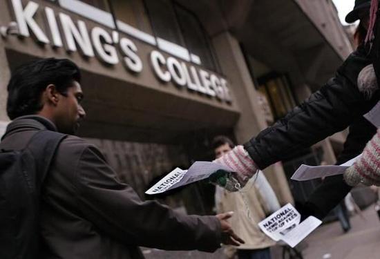 留学党必读:英国费用最高十所大学名单公布|牛