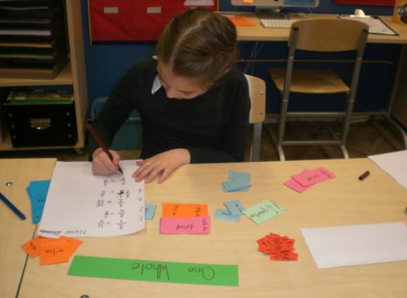 澳州小学3年级暑假作业走红:看电视也是任务|苹