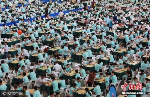 资料图:围棋在民间 图片来源:视觉中国