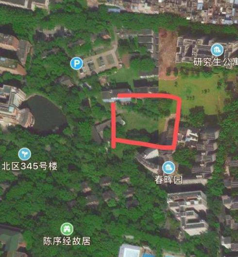 施工现场在春晖园西北侧空地