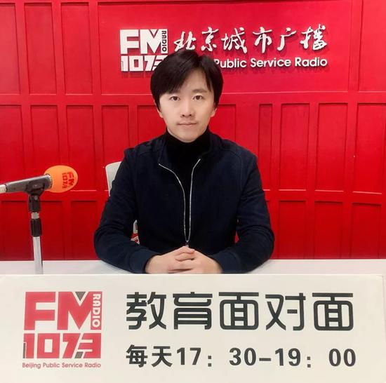 王丹宁:北京高考语文研究与辅导专家、精华学校高考语文主讲人、学科带头人