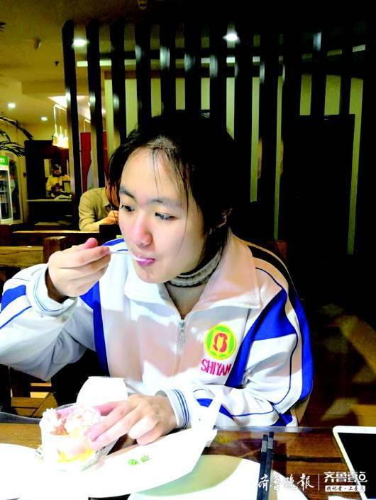 李颖霞的女儿刘阳格即将迎来人生的第一次大考。