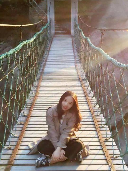 每晚5公里 美女老师边跑步边家访