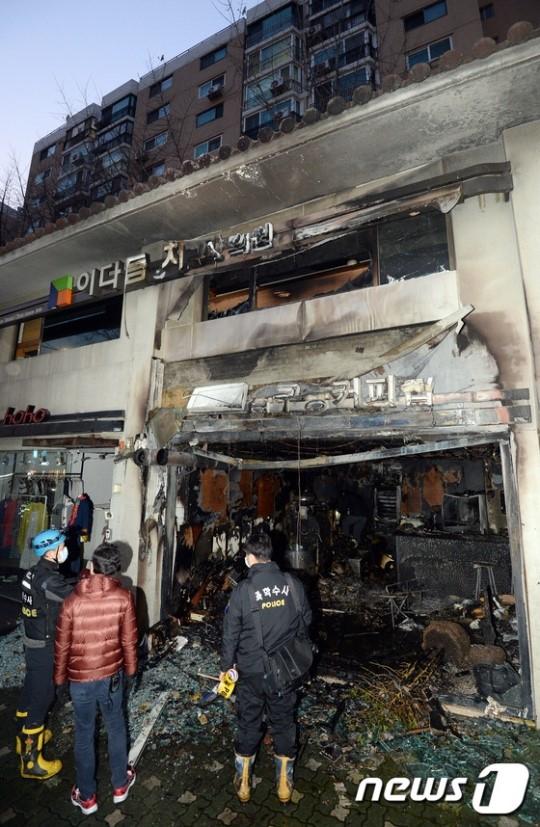 图为发生瓦斯爆炸的咖啡馆（韩国NEWS 1）