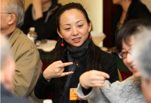 邰丽华委员(资料图)